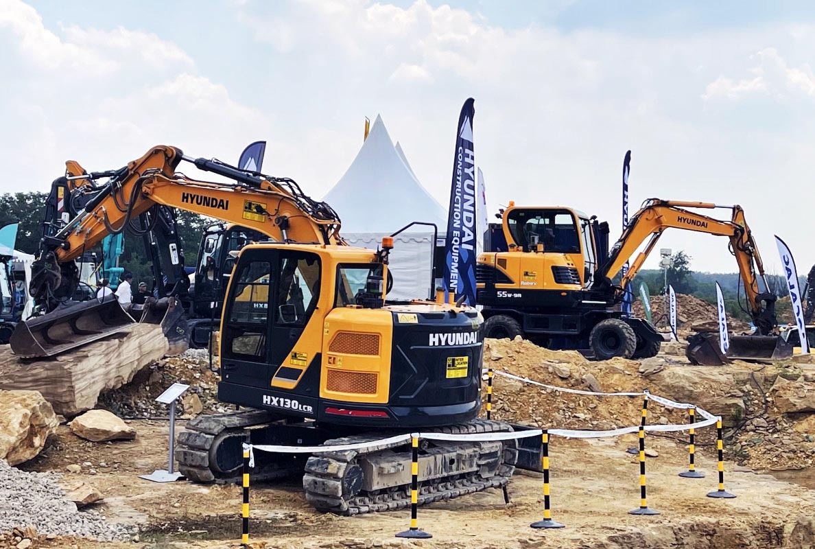 DigTour.Hero image.Hyundai Construction Equipment Europe