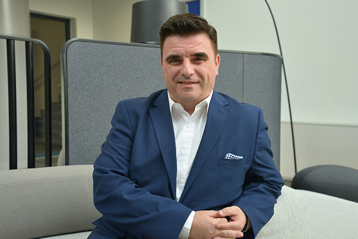 Nicolas Rousseau, director de ventas de Hyundai Construction Equipment