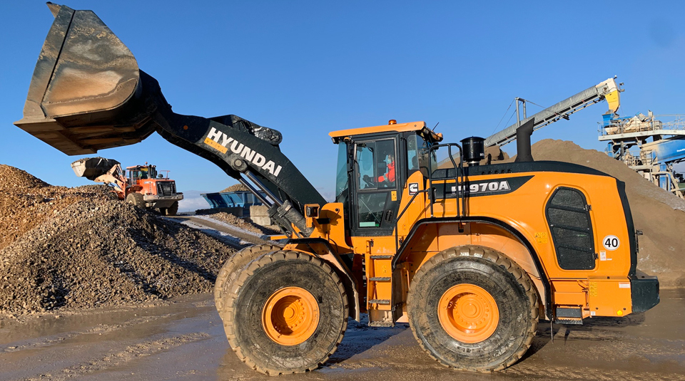 Hyundai HL970A quarrying aggregates