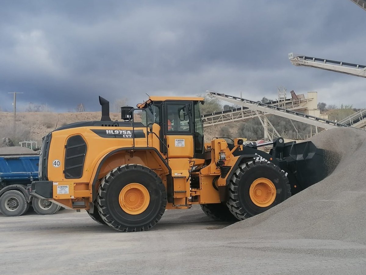 HL975 Wheel Loader