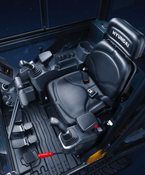 Fahrerkabine des kompakten HD Hyundai-Baggers HX40A