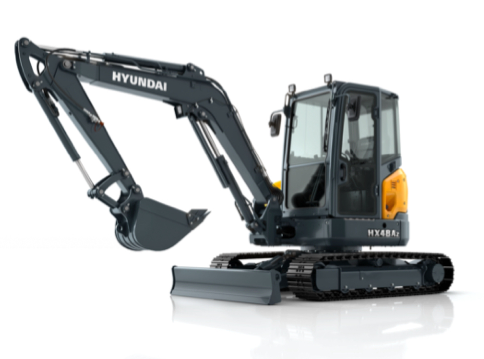 Pelles compacte HD Hyundai HX48A Z avec un bras jaune, présentée sur un fond blanc