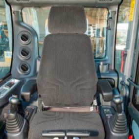 interior de la cabina de la hx85a