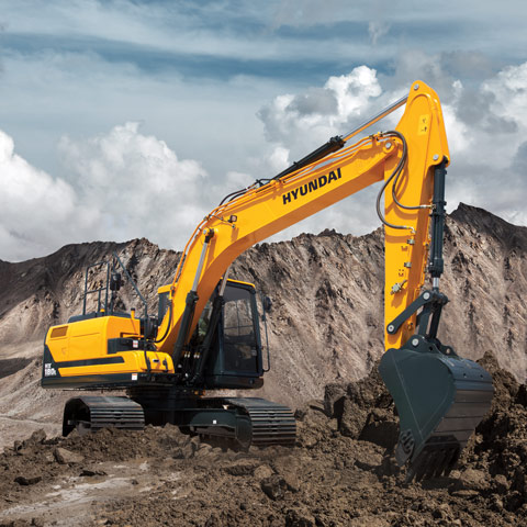 HX180L crawler excavator in the field: Groundwork