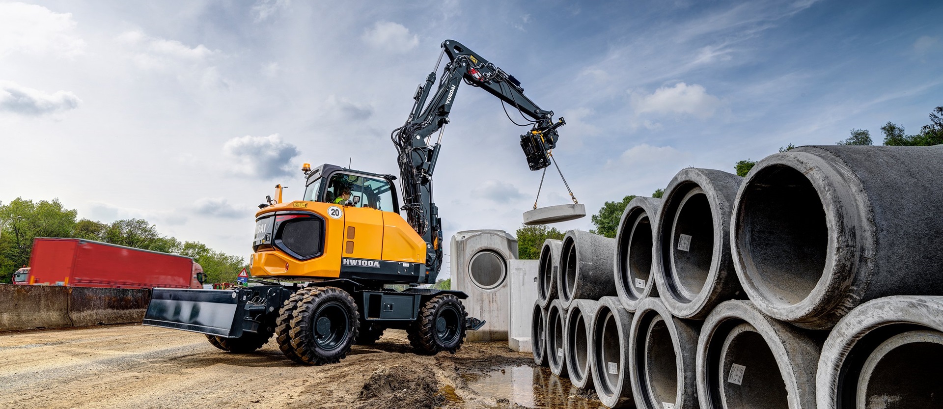 HW100 Wheeled Excavator Pipes
